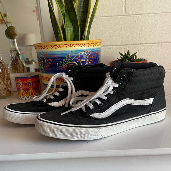 Vans Shoes - Women’s Vans Sk8 Hi